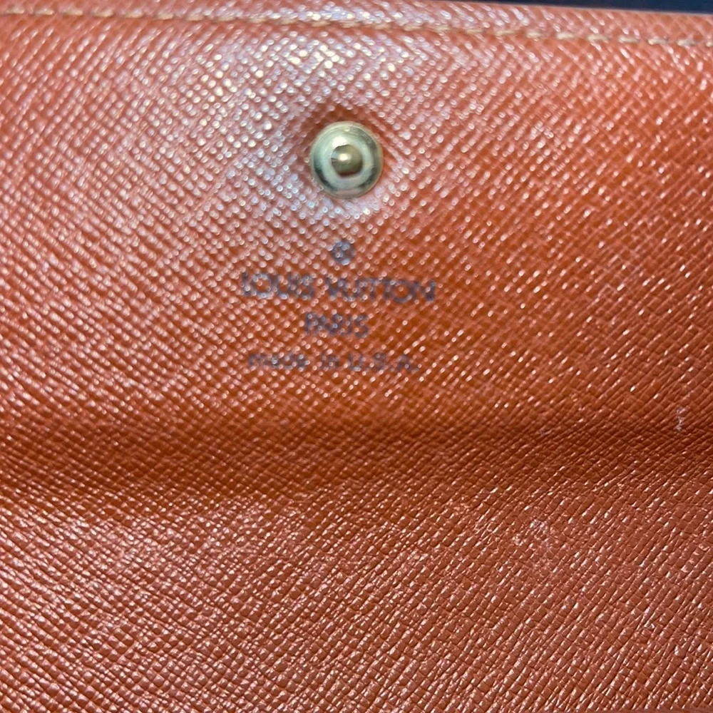 Authentic Louis Vuitton Wallet - Picture 3 of 9